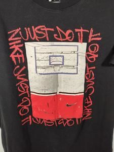 Nike Tee "Hoop Photo Tee" Men's Size XL Black Graphic T-Shirt EUC